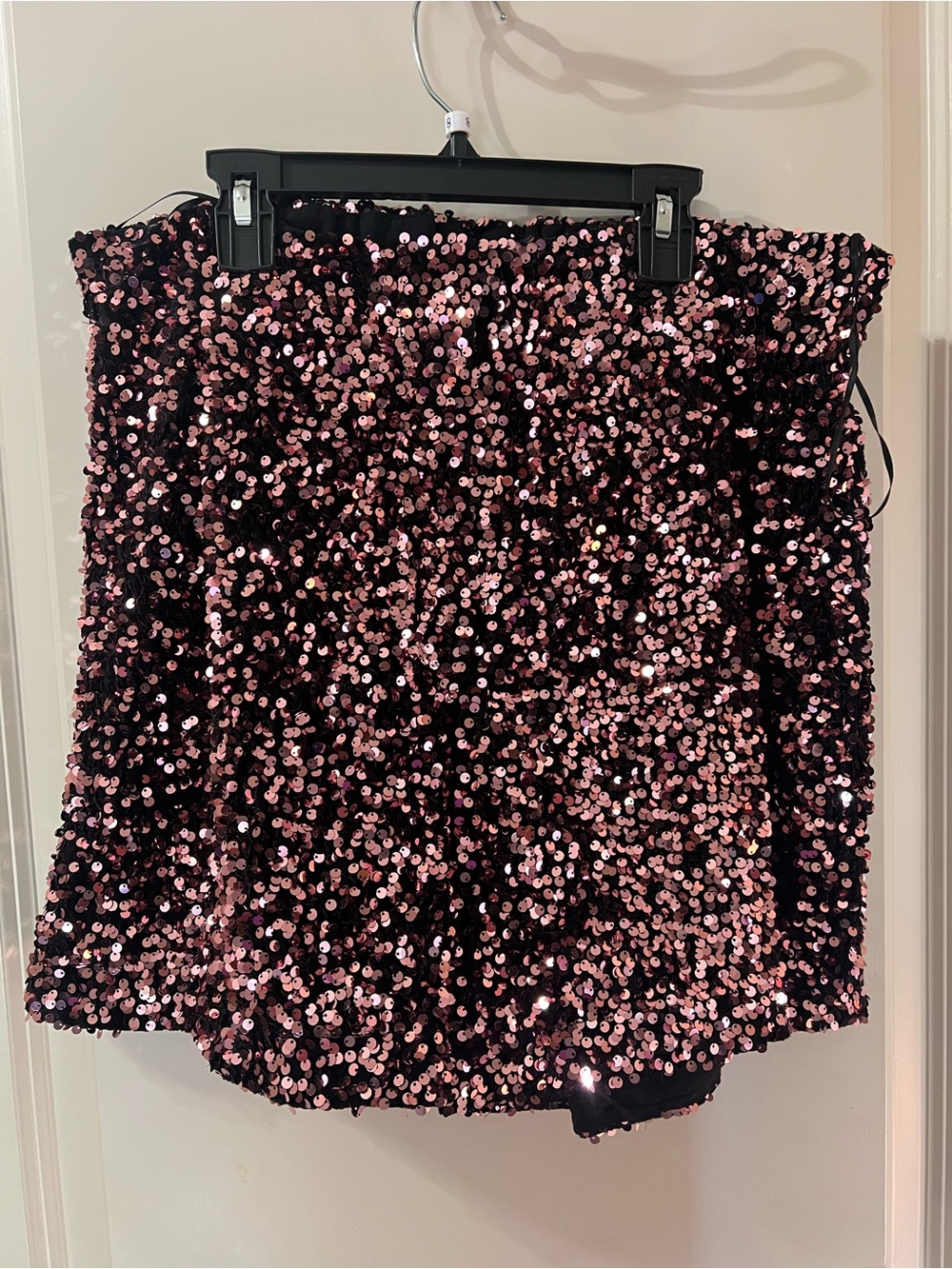 Sequin shorts in Rose Gold